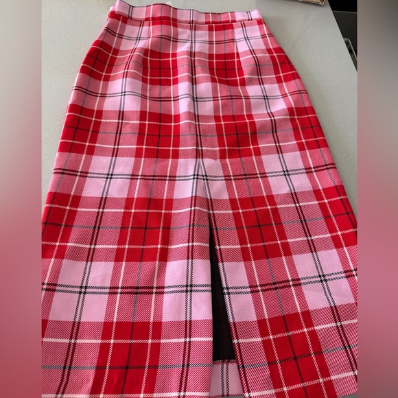 Zara New Red and Pink Plaid Pencil Skirt - Picture 3 of 6